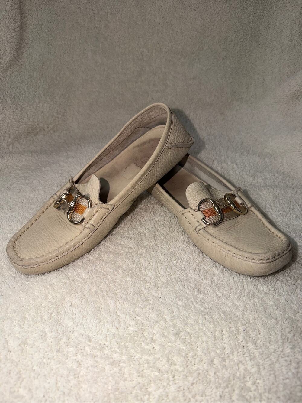 Gucci Womens 7 Beige Leather Silver Horsebit Driving Moccasins Loafers Flats